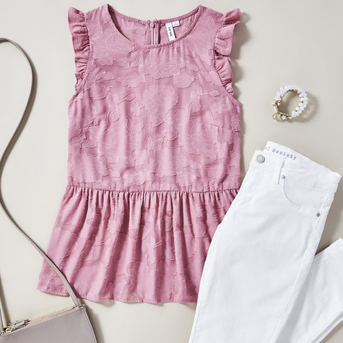How to Style White Jeans: Floral Shirt