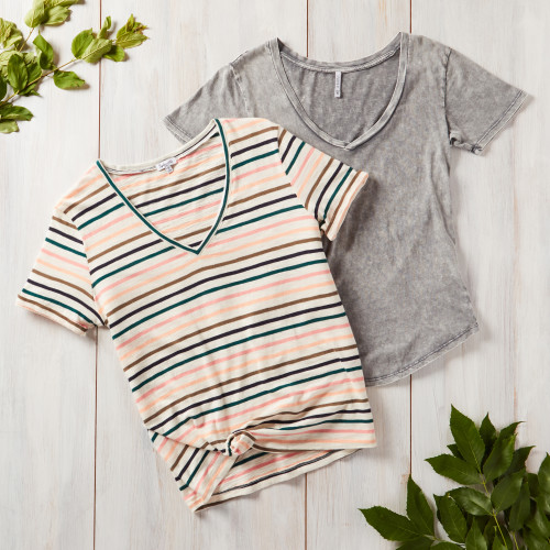 how to style a basic tee